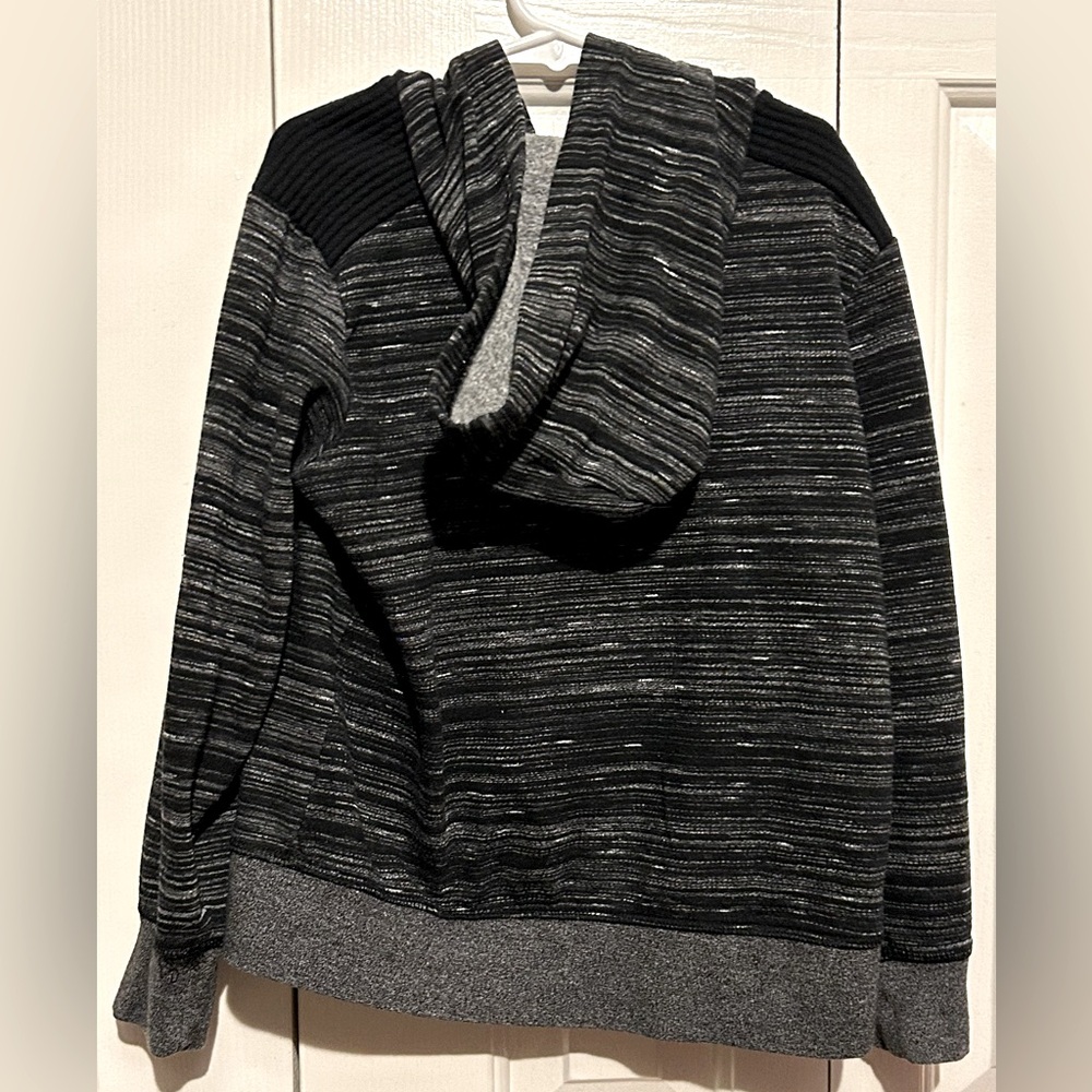 Zip-up sweatshirt - Picture 2 of 2